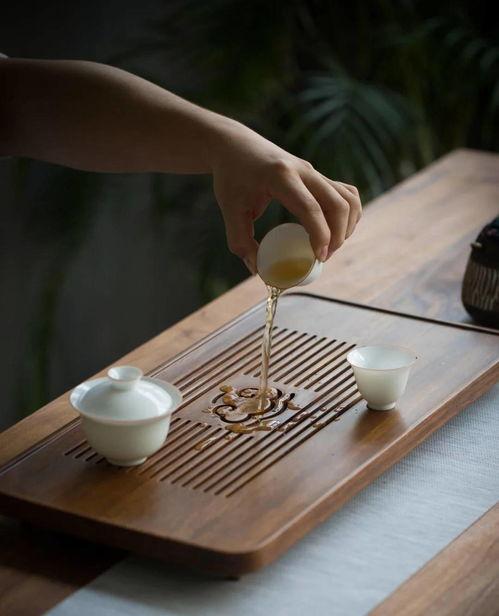 热门话题办公室喝茶文案,品味工作与生活的和谐交融