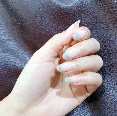 美甲热门话题文案简短,热门话题盘点