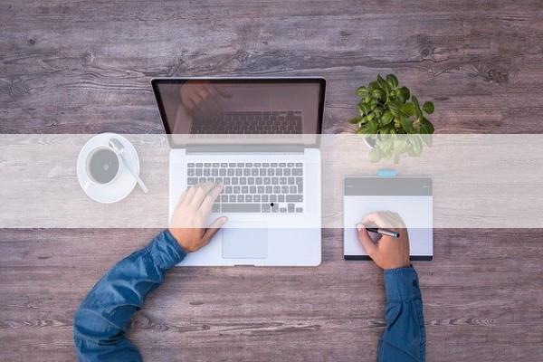 8月份的热门话题英文,August Buzz: Top Trending Topics Unveiled