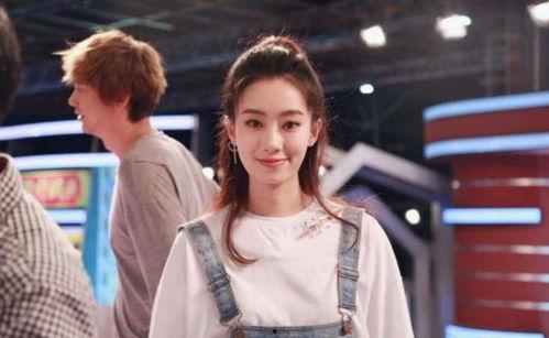 张小斐热门话题是什么,从热门话题到人气飙升，揭秘她的魅力之路