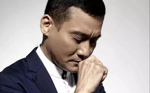 中年男人的热门话题短句,生活、事业与家庭的三重奏