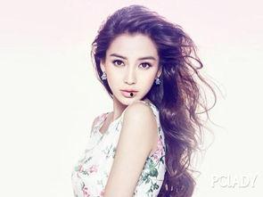 老女明星的热门话题,揭秘老女明星的辉煌与蜕变