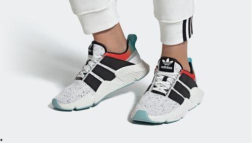 运动休闲鞋热门话题女,女生运动休闲鞋潮流盘点