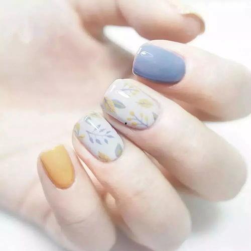 美甲热门话题文案图片,揭秘热门话题图片背后的时尚密码