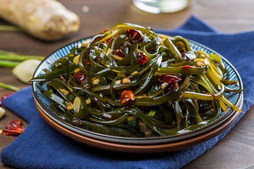 热门话题海带怎样做好吃,海带这样做，口感鲜美，营养满分